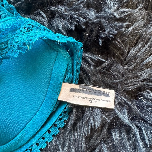 Bundle of 2 Lace Bralettes - Picture 4 of 9